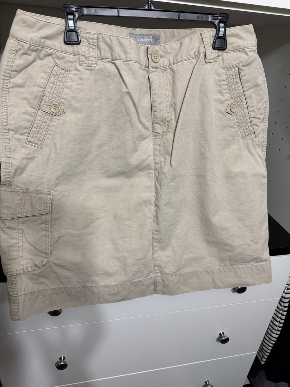Liz Claiborne khaki utility skirt